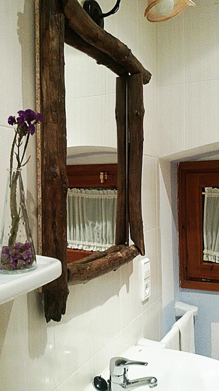 Casa Rural Can Miquel - En Pleno Bosque Y Cerca De La Playa - Increibles Rutas Btt Санта-Колома-де-Фарн Номер фото