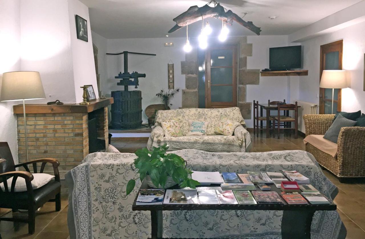 Casa Rural Can Miquel - En Pleno Bosque Y Cerca De La Playa - Increibles Rutas Btt Санта-Колома-де-Фарн Экстерьер фото